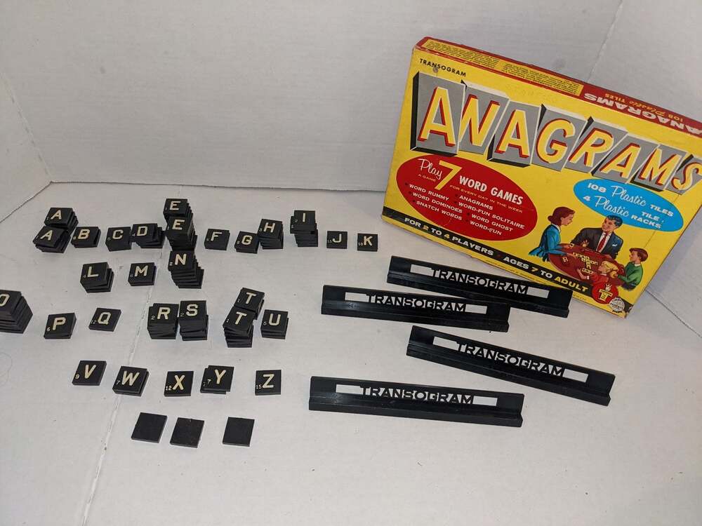 Vintage 1954 Anagrams Game Transogram Play 7 Word Games.  Complete set. no.1150